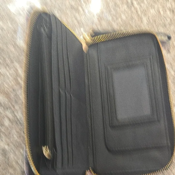 BETSY JOHNSON Skull Patterned Multicolor Wallet - Picture 5 of 5